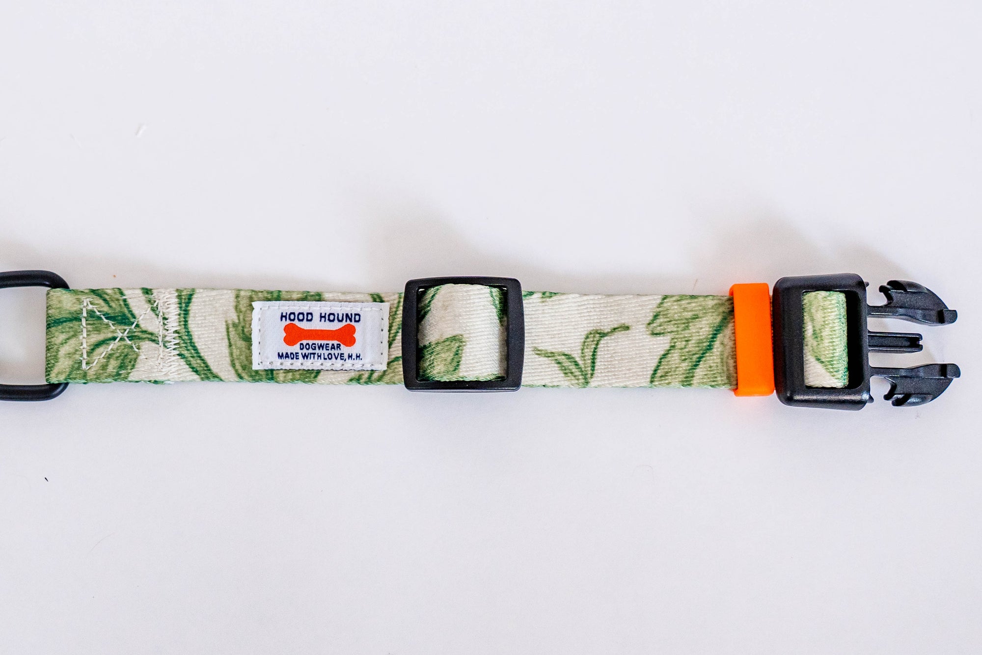 Off the Vine Martinglae Dog Collar